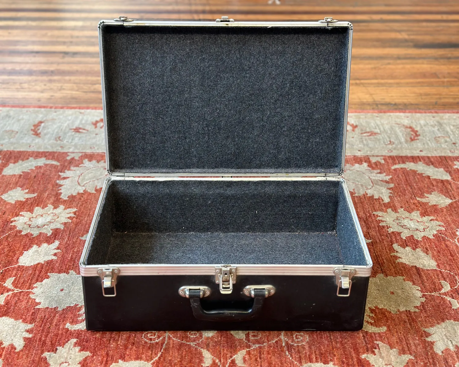 Unbranded Road Case